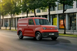 Toan tính của VinFast với xe van điện chở hàng cỡ 'Su cóc'
