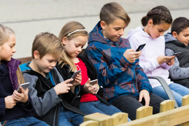 Đức tranh luận về bài toán cấm mạng xã hội với trẻ U16