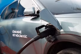 Ôtô điện giá rẻ Trung Quốc ồ ạt đổ bộ, khách Việt lưu ý gì khi mua?