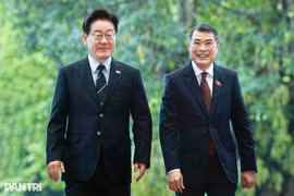 Tổng thống Hàn Quốc hội kiến Thủ tướng Lê Minh Hưng