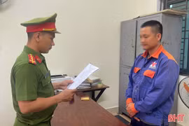 Khởi tố tài xế sau vụ đổ cần bơm bê tông gây chết người