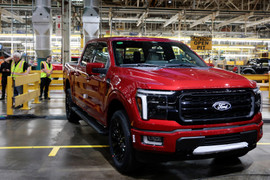 Chưa tới 9 tháng, Ford triệu hồi hơn 100 lần tại Mỹ