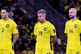 Án cấm thi đấu 1 năm bóc trần bóng đá Malaysia