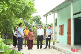 Gỡ "nút thắt" đất đai, tăng tốc hoàn thành mục tiêu xóa nhà tạm