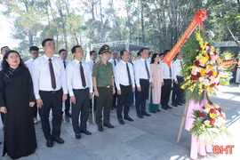 Lãnh đạo Hà Tĩnh dâng hương tại Nghĩa trang Trường Sơn, Nghĩa trang Đường 9