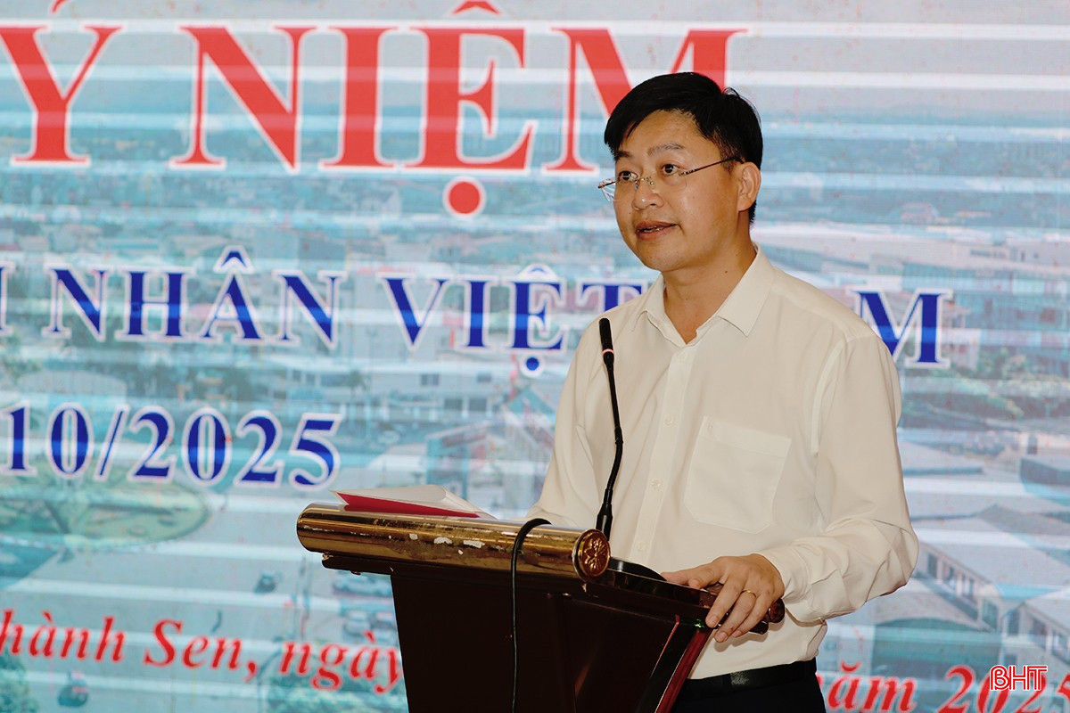 Chủ tịch UBND phường Thành Sen Nguyễn Văn Chung phát biểu tại buổi gặp mặt. bqbht_br_image.jpg