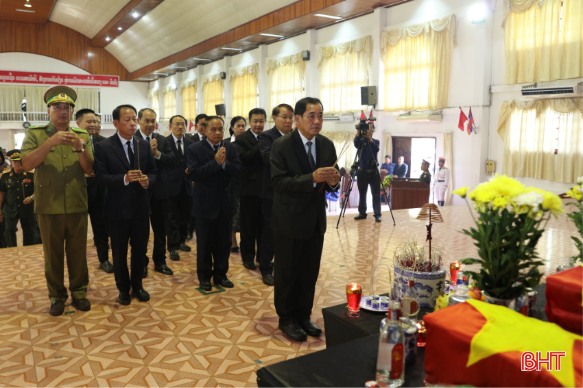 Cấp ủy, chính quyền tỉnh Bolikhămxay... bqbht_br_1.png