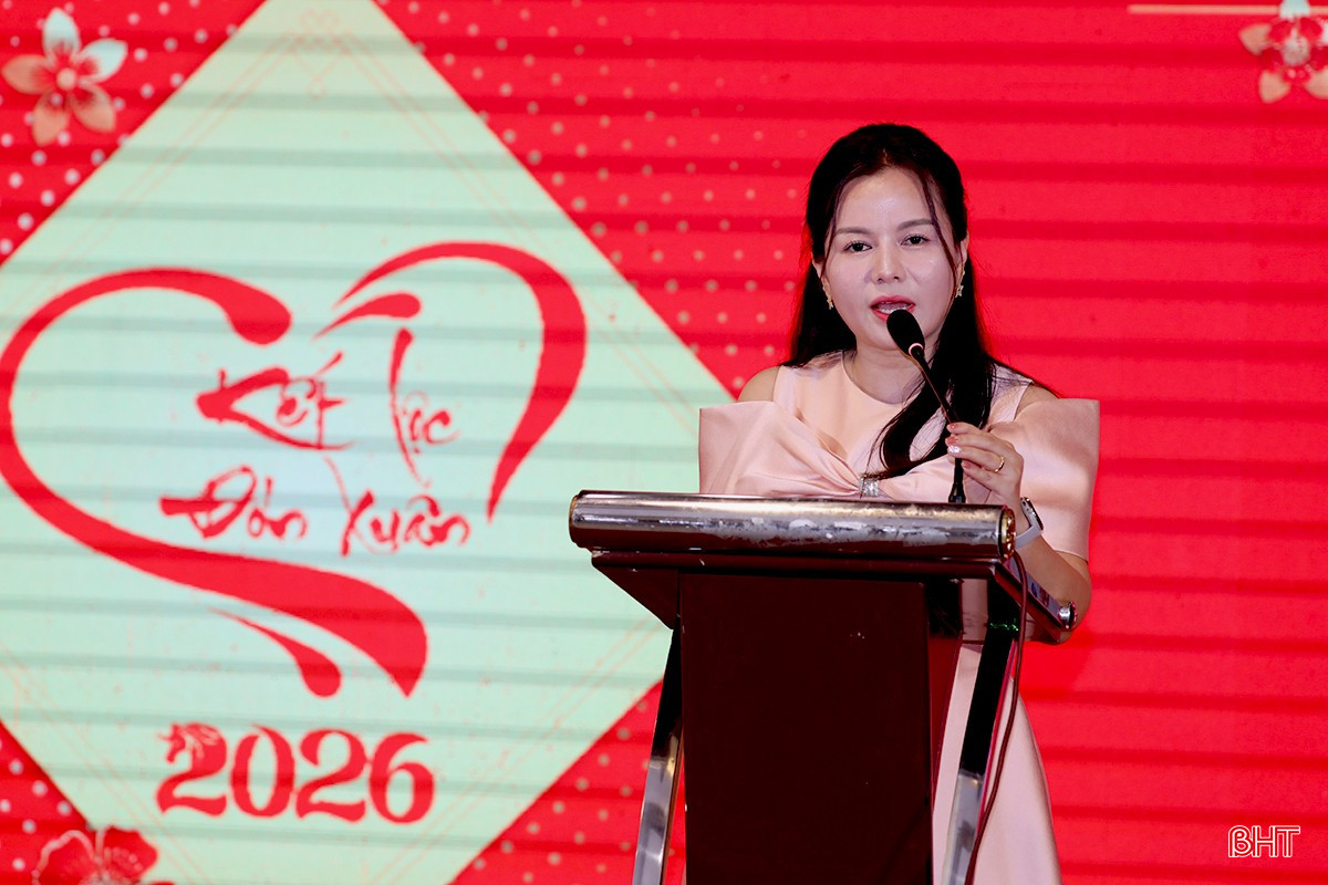 Bà Đậu Thị Giang - Giám đốc Công ty TNHH TMDV Giang Thắng (phường Thành Sen) phát biểu tại sự kiện. bqbht_br_img-0234.jpg