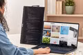 Laptop ngày càng mỏng nhẹ, vì sao nhiều người vẫn mua thêm màn di động mang theo?