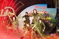 Soi mình vào nguồn cội