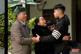 Vòng tay nhân ái: Xót xa hai đứa trẻ mồ côi phải sống cảnh ly biệt