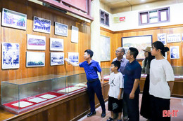 Chứng nhân của lịch sử