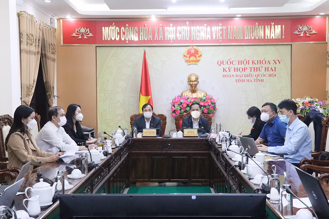 Cần quy định thẩm quyền khen thưởng đảm bảo đồng bộ