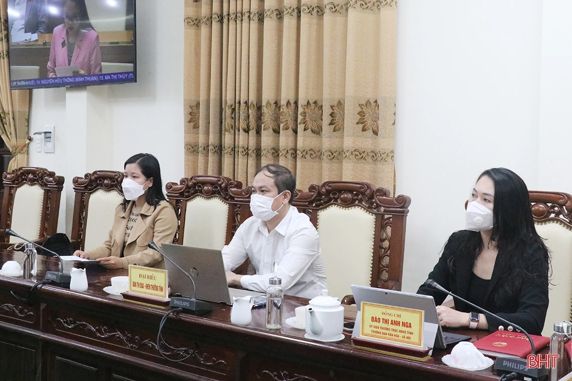 Cần quy định thẩm quyền khen thưởng đảm bảo đồng bộ