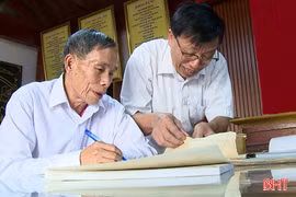 Gia phả - “hộ chiếu văn hóa” của mỗi gia đình, dòng họ