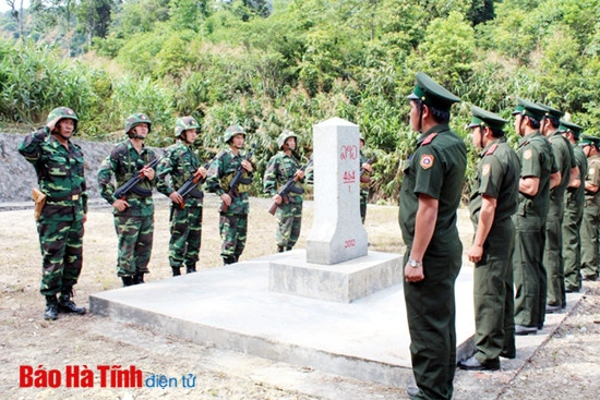 Tuần tra song phương trên tuyến biên giới Việt – Lào ảnh 1