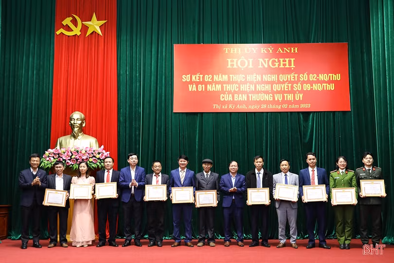 Đổi mới sinh hoạt chi bộ, xây dựng TX Kỳ Anh trở thành thành phố vào năm 2025