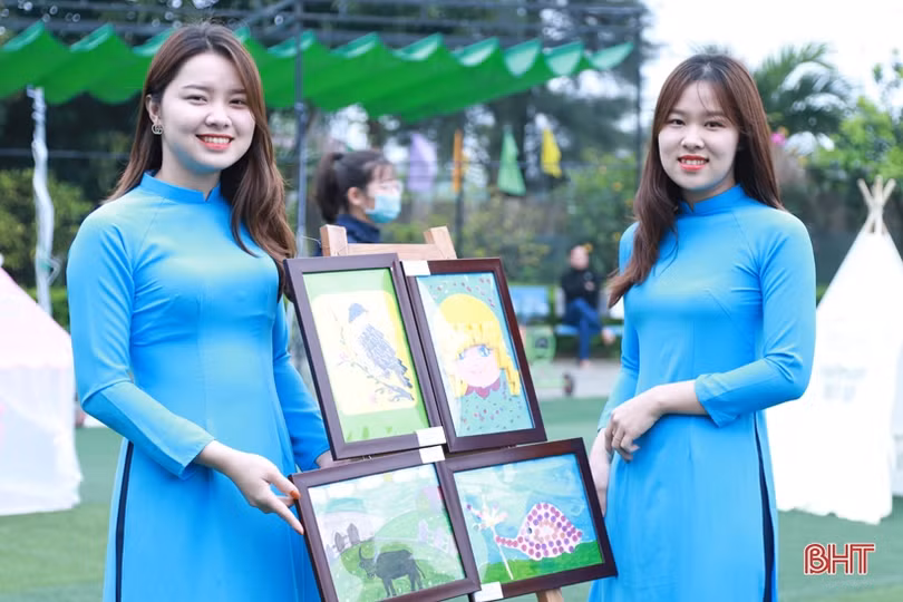 Rực rỡ sắc màu cùng chương trình “The Colors of life” tại Trường Mầm non Trung Kiên