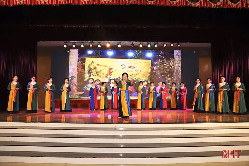 Phụ nữ Hà Tĩnh tô đẹp văn hóa quê hương