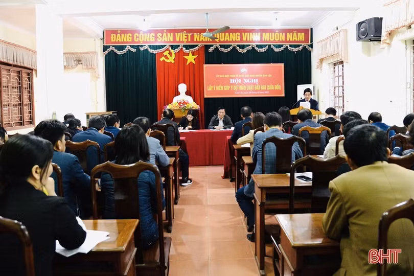 Người dân Hà Tĩnh tích cực đóng góp ý kiến vào dự thảo Luật Đất đai (sửa đổi)