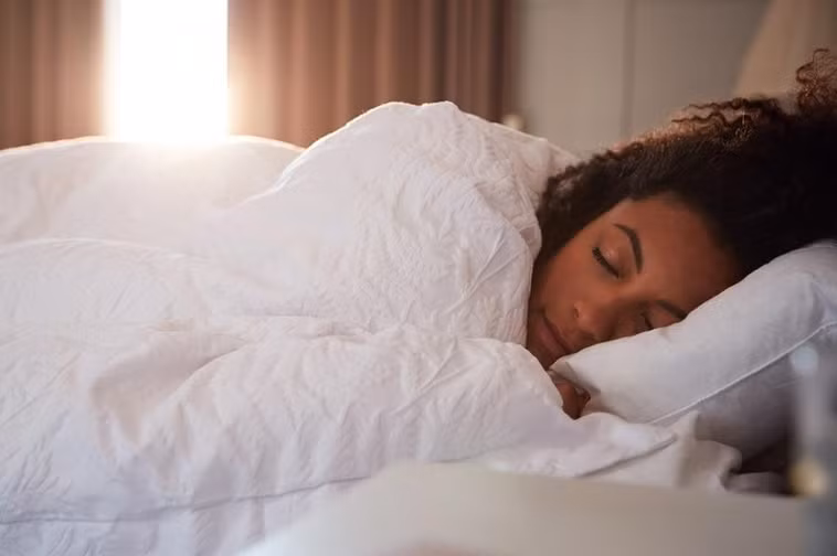 Vì sao phụ nữ cần ngủ nhiều hơn nam giới