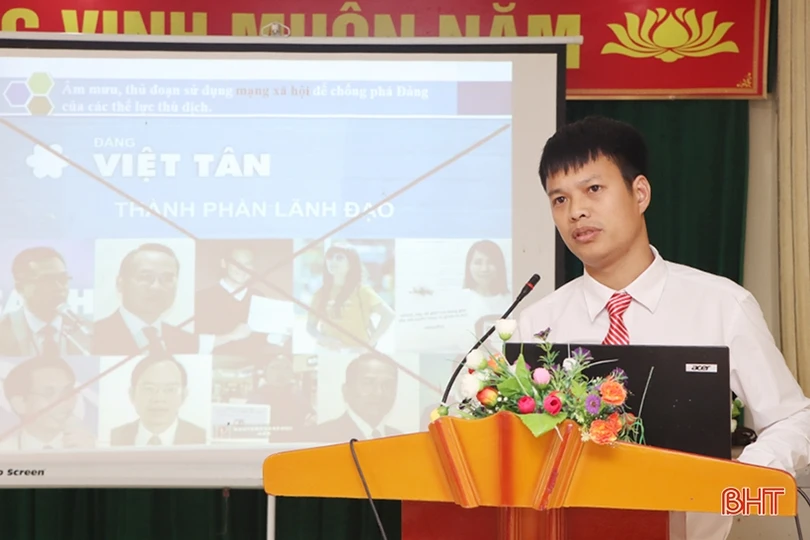 Phó Bí thư Đoàn trường THPT Cẩm Xuyên nhất liên hoan báo cáo viên, tuyên truyền viên giỏi