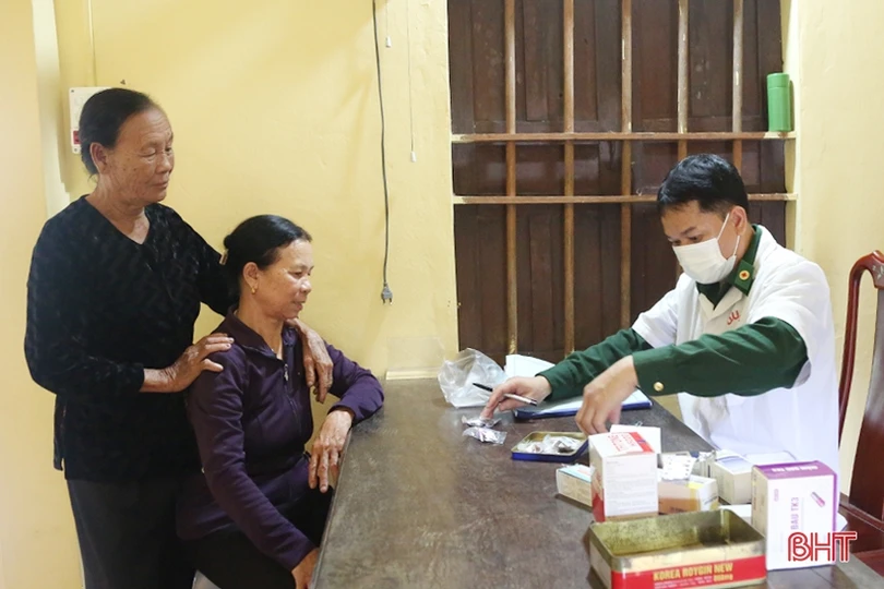 Quân y biên phòng Hà Tĩnh chăm lo sức khỏe cho người dân biên giới