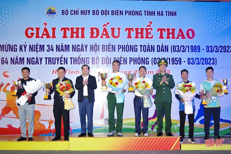 Sôi nổi thi đấu thể thao chào mừng Ngày Biên phòng toàn dân