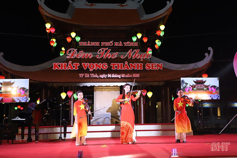 Lắng đọng cảm xúc từ đêm thơ nhạc “Khát vọng Thành Sen”