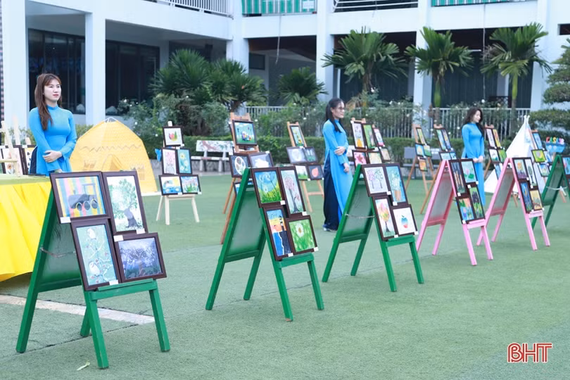 Rực rỡ sắc màu cùng chương trình “The Colors of life” tại Trường Mầm non Trung Kiên