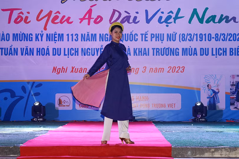Đặc sắc đêm trình diễn “Tôi yêu áo dài Việt Nam” ở Nghi Xuân