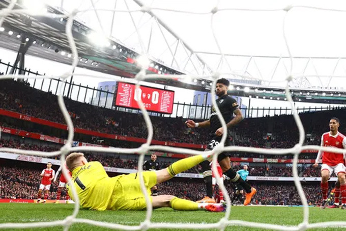 Arsenal: Đây rồi bản lĩnh nhà vua