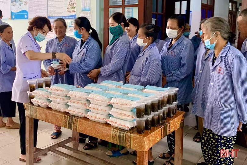 Nữ cán bộ công đoàn ở Hà Tĩnh vững vàng chuyên môn, tham mưu giỏi