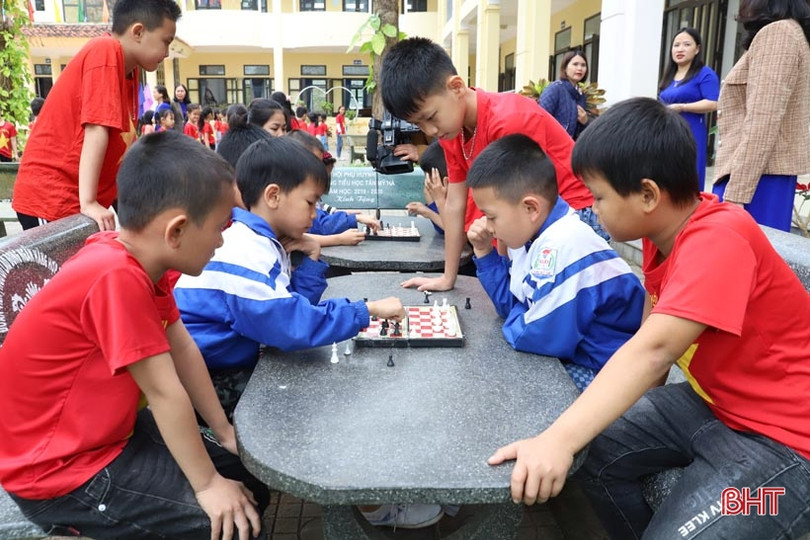 Nỗ lực nâng cao chất lượng giáo dục ở trường tiểu học huyện miền núi Hương Sơn