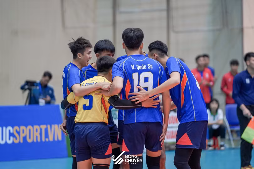 Thắng 3-0 trước TP Hồ Chí Minh, Hà Tĩnh tạm vươn lên nhì bảng A