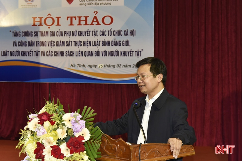300 người khuyết tật Hà Tĩnh được tiếp cận Luật Bình đẳng giới và Luật Người khuyết tật