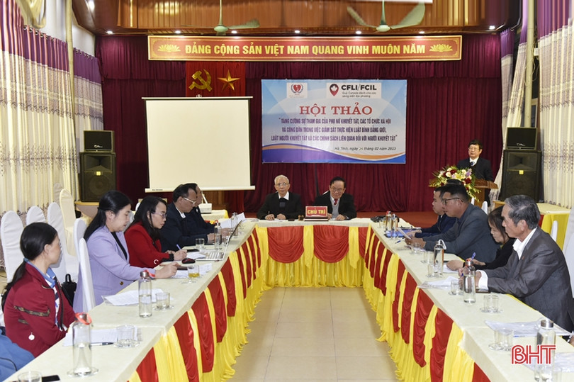 300 người khuyết tật Hà Tĩnh được tiếp cận Luật Bình đẳng giới và Luật Người khuyết tật