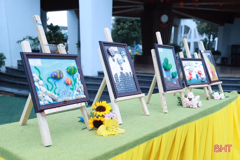 Rực rỡ sắc màu cùng chương trình “The Colors of life” tại Trường Mầm non Trung Kiên