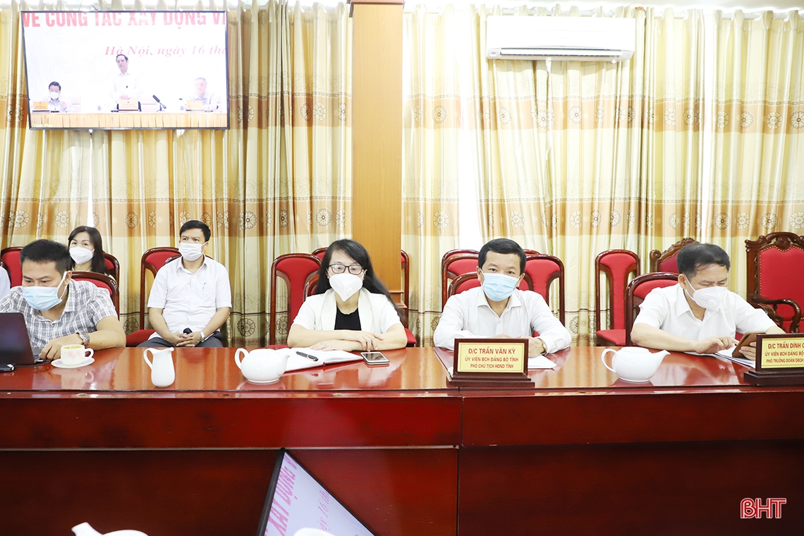 Xây dựng, hoàn thiện thể chế đảm bảo khoa học và tính khả thi