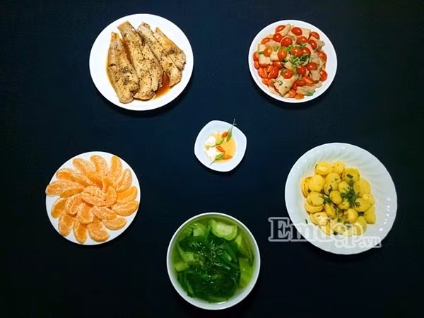 thuc don com ngon canh ngot chi 98 000 dong cho ngay moi