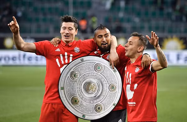 chum anh bayern trong ngay dang quang bundesliga