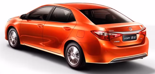 lam quen voi mot toyota corolla 2017 mang thiet ke khac biet