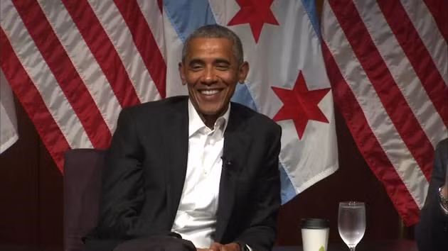 ong obama lan dau xuat hien truoc cong chung ke tu khi roi nha trang