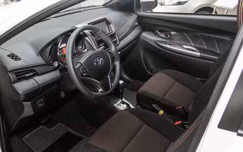 toyota yaris xe hay khong can on ao