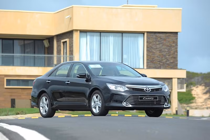 toyota chi tien ty kich cau xe lap rap trong nuoc