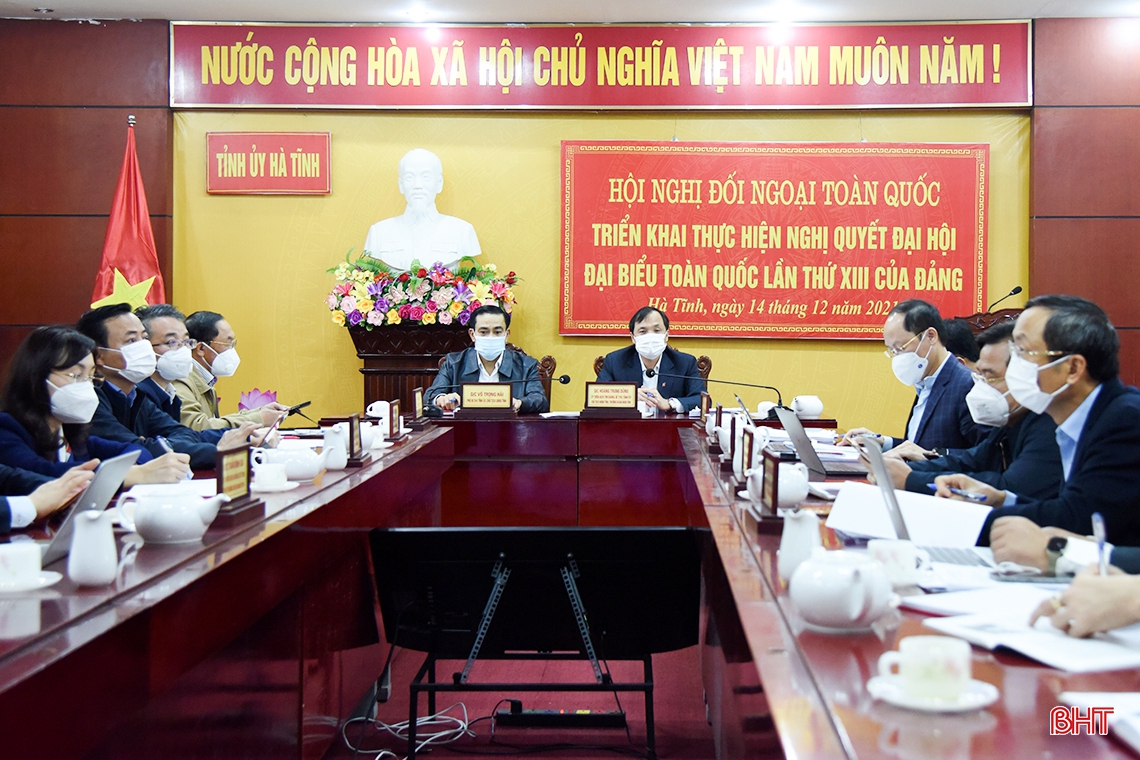 Xây dựng, phát triển nền ngoại giao hiện đại, mang đậm bản sắc dân tộc