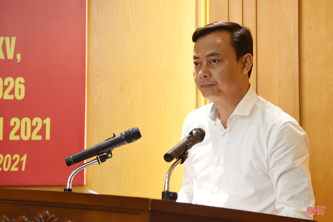 Hà Tĩnh họp báo thông tin về bầu cử, phát động Giải Búa liềm vàng năm 2021