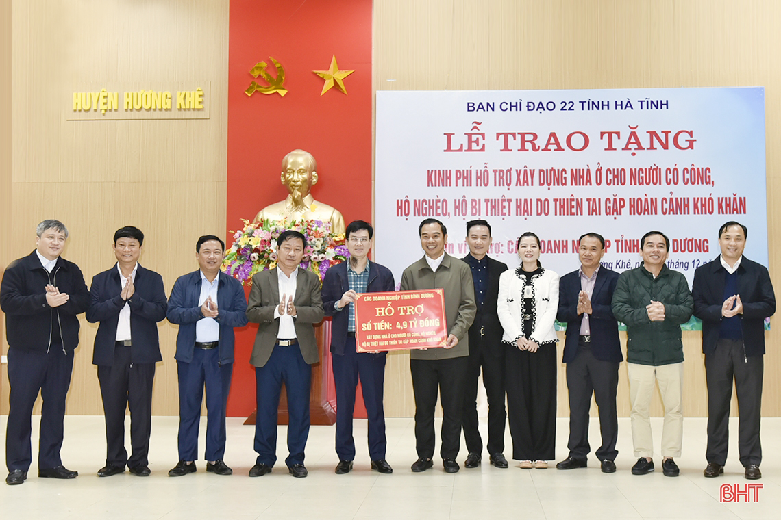 Trao hỗ trợ xây dựng 120 ngôi nhà cho các gia đình khó khăn ở Hà Tĩnh