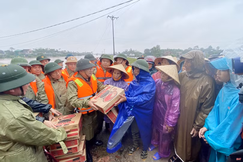 Ưu tiên lúc này là đảm bảo an toàn tối đa về tính mạng, tài sản của Nhân dân Hà Tĩnh