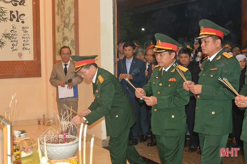 Lãnh đạo tỉnh Hà Tĩnh dâng hương tưởng nhớ các liệt sỹ hy sinh ở Rào Trăng 3